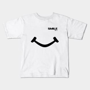 Smiley Face Classic artwork Kids T-Shirt